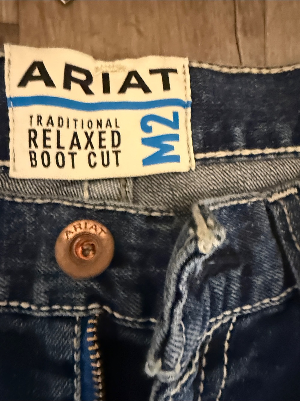 Ariat Men's Relaxed Bootcut Denim Jeans in Dark Blue Wash - Picture 5 of 16